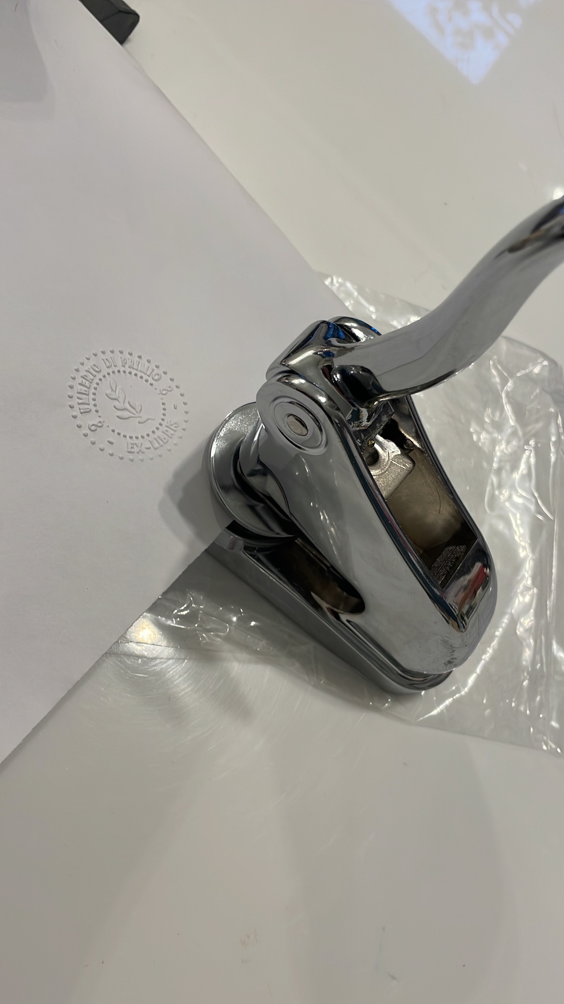 0544A6C9 068D 4FDB BB95 72F623E76D7B